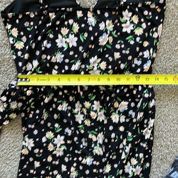 NWOT Kaileigh Rica Cropped Strappy Sleeveless Knit Floral Jumpsuit Size M - Picture 7 of 8